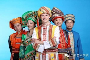 【广艺故事】触摸民族音乐深处的人 ——记我校外籍民艺教师林子阳