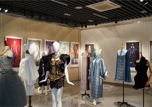 【欢庆华诞】我校举办系列展览庆祝80周年校庆